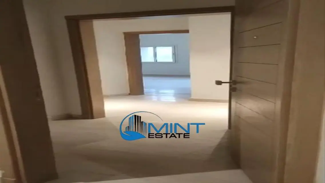 Luxury Apartment with Amazing Amenities at Intrada