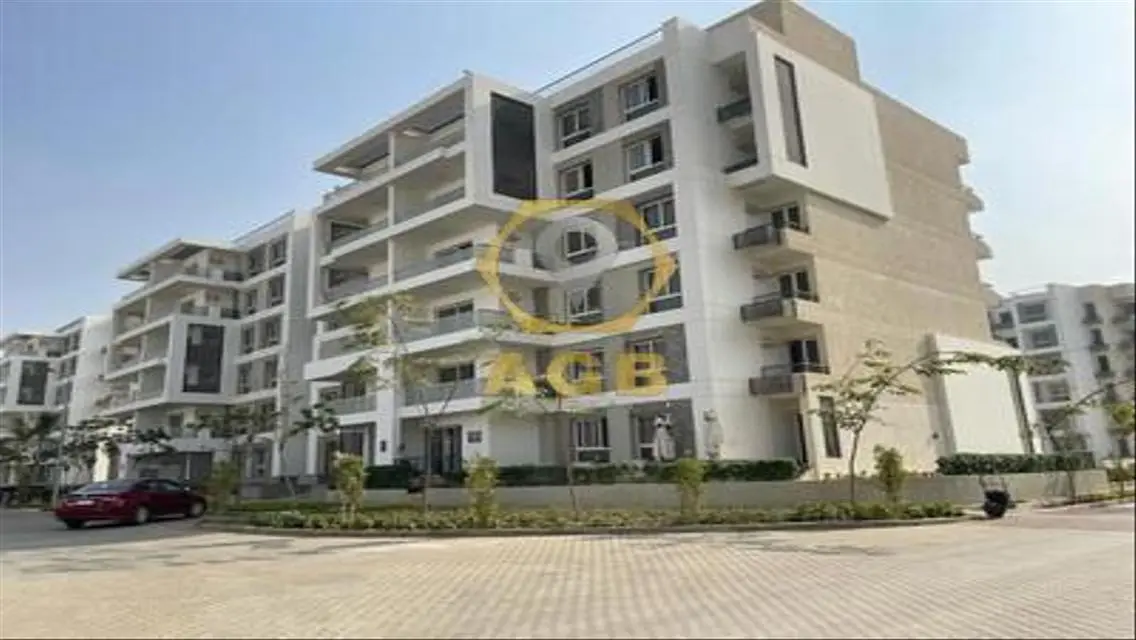 Luxurious Villa for Sale in Beta Gardens