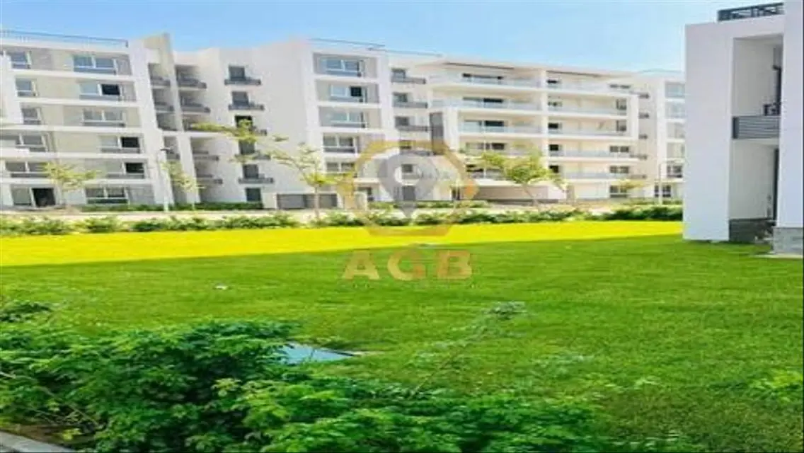 Luxurious Villa for Sale in Beta Gardens