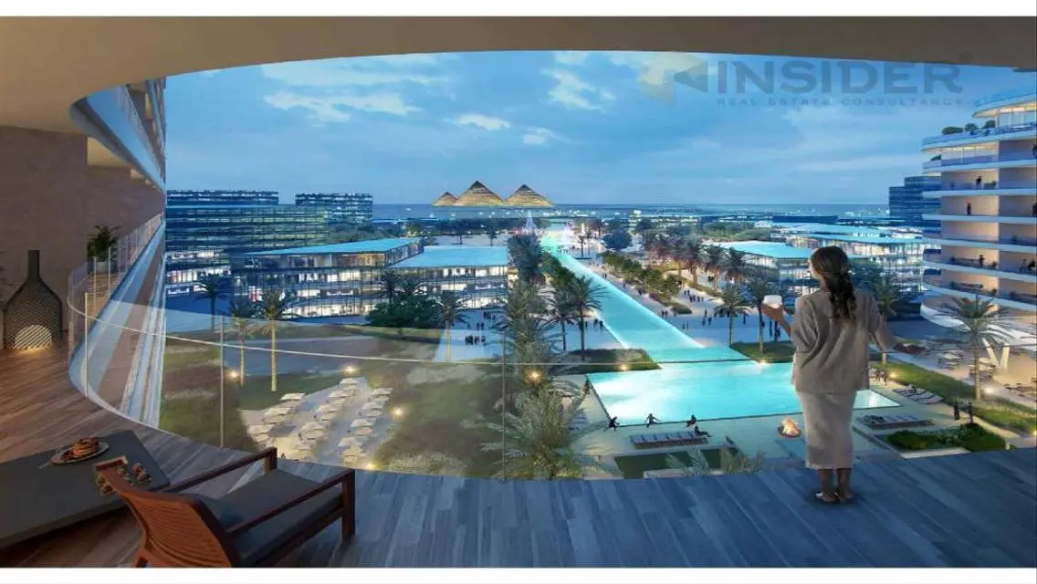 Luxurious 6-Bedroom Apartment in Prime Location