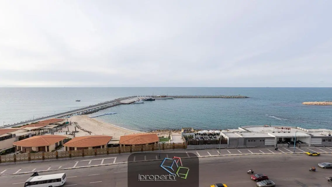 Investment Opportunity in Lakeside Apartment