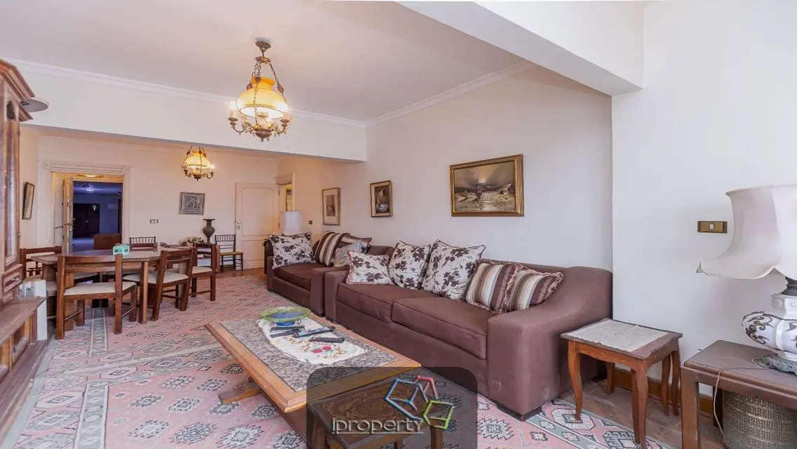 Investment Opportunity in Lakeside Apartment
