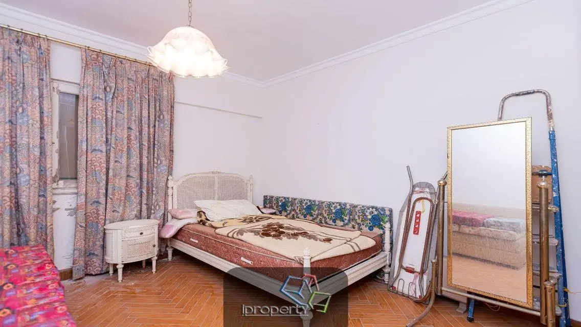 Investment Opportunity in Lakeside Apartment