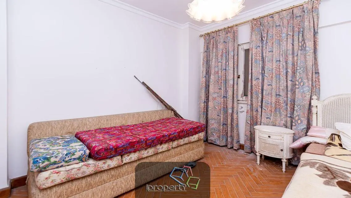 Investment Opportunity in Lakeside Apartment