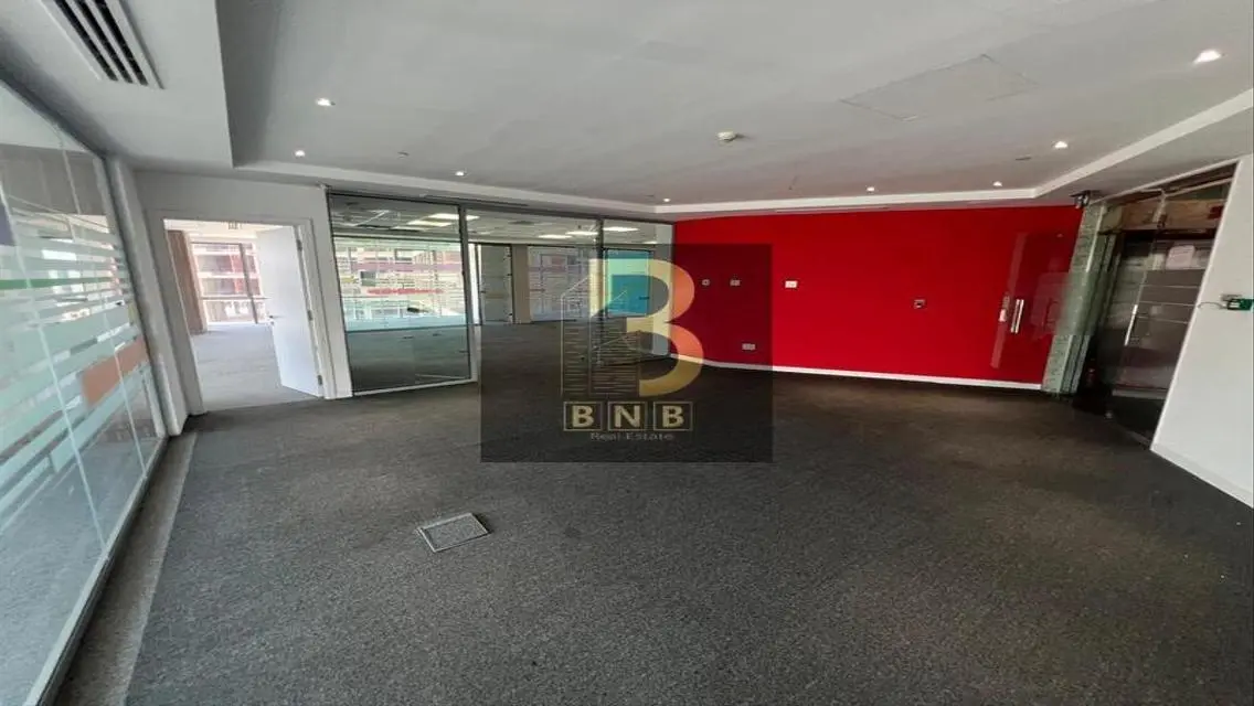 Office Space for Rent - 1100 Square Meters in a Prime Location