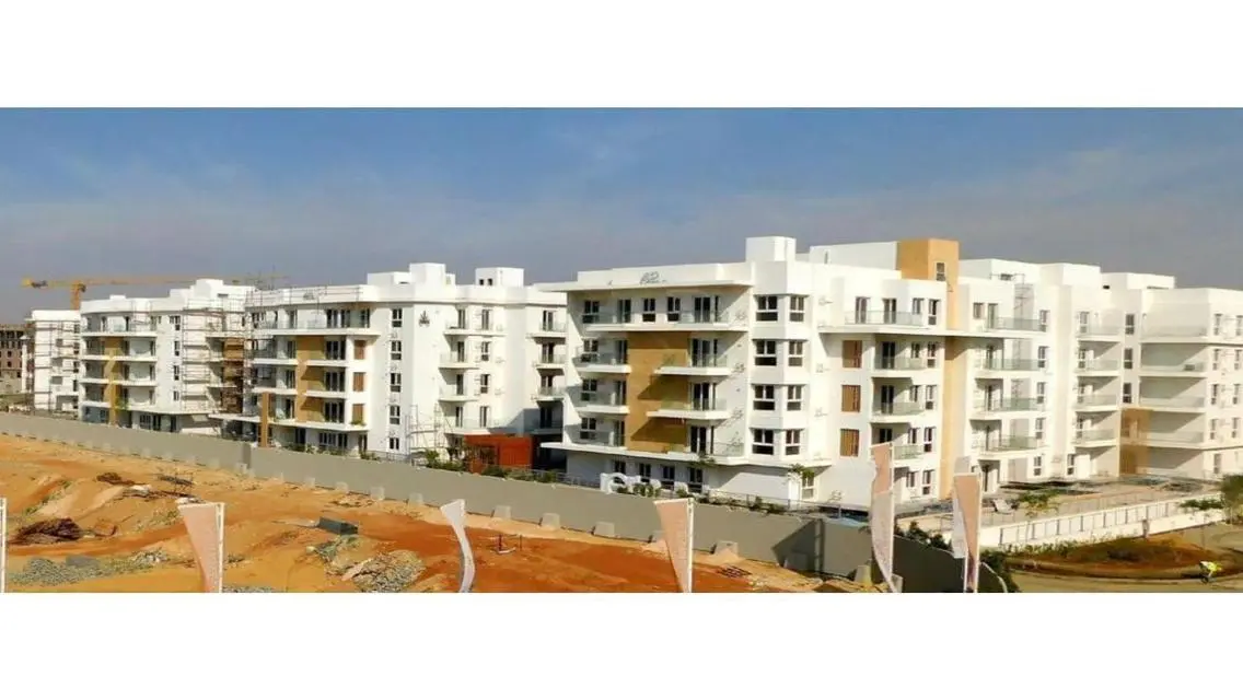 Luxury 2-Bedroom Apartment with Balcony and Shared Pool