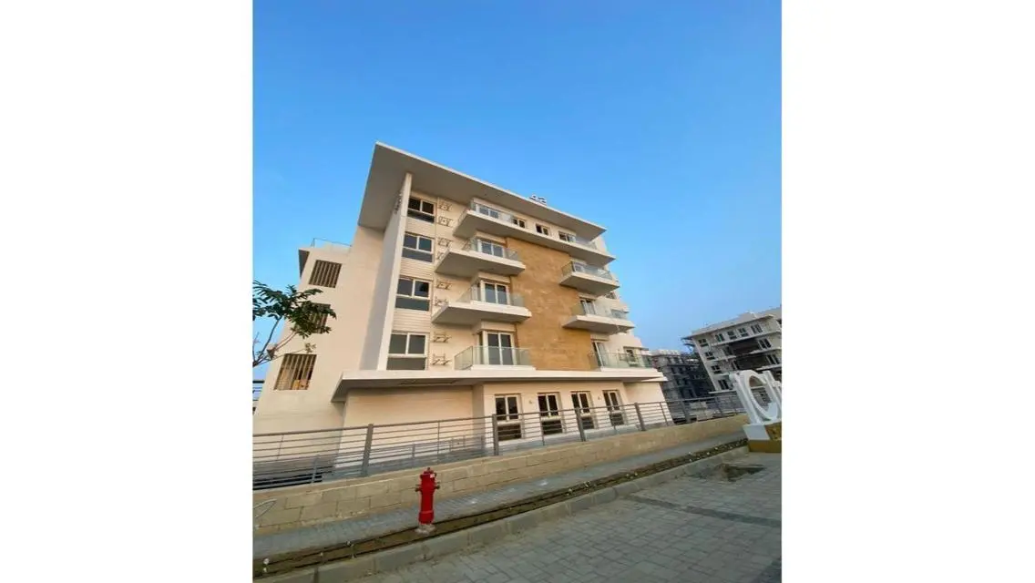 Luxury 2-Bedroom Apartment with Balcony and Shared Pool