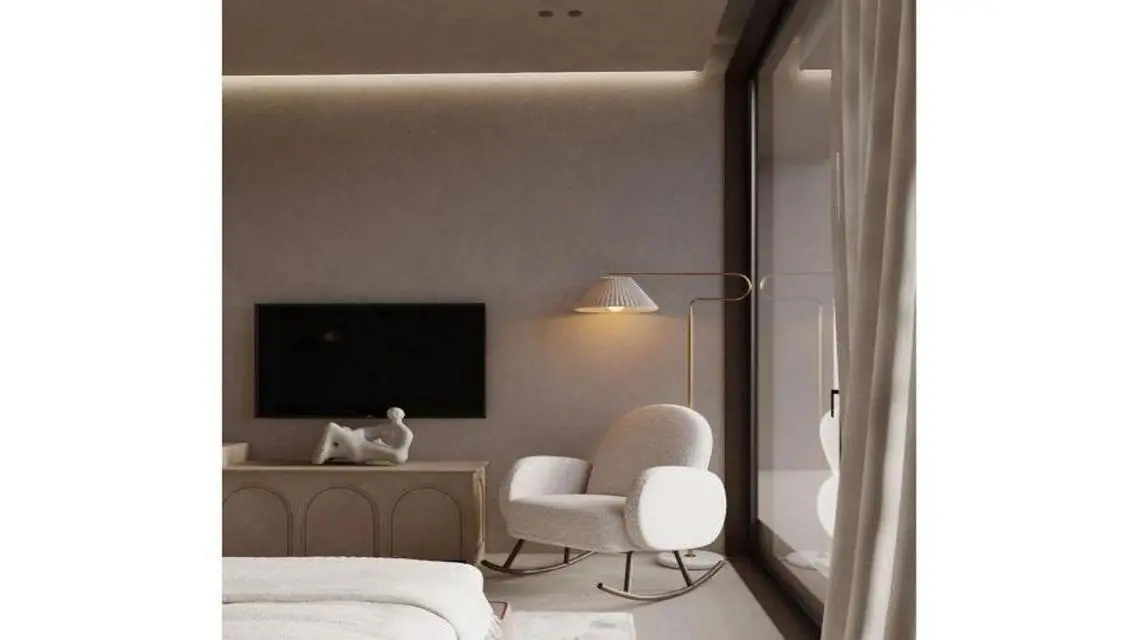 Luxury Apartment with Stunning Lake View