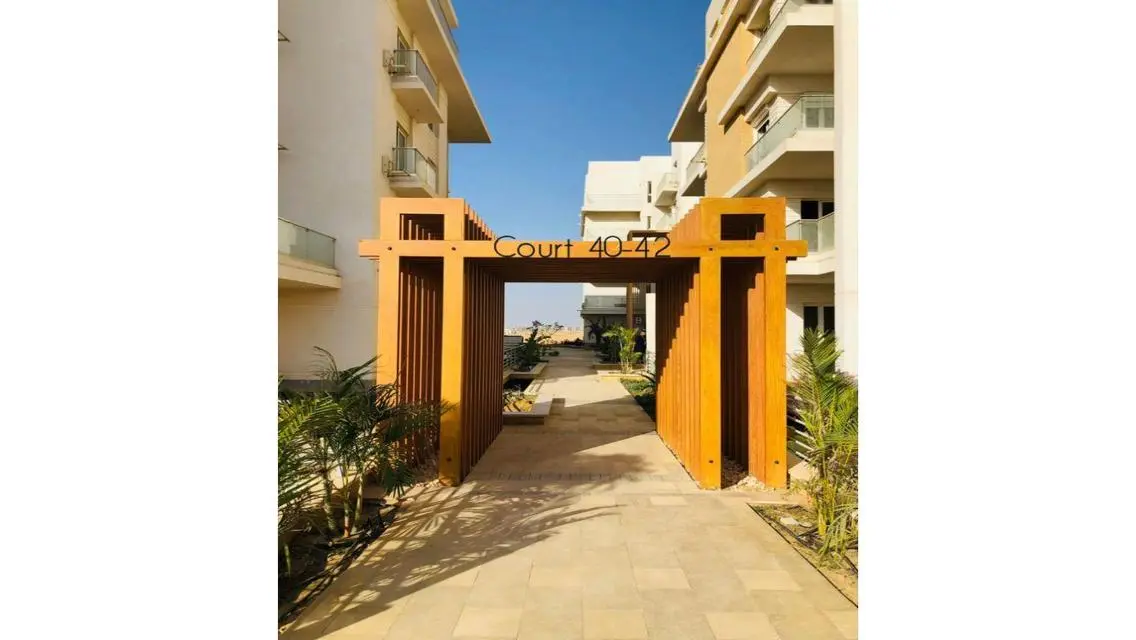 Luxury Villa with 600 Sq Ft in the Heart of the City