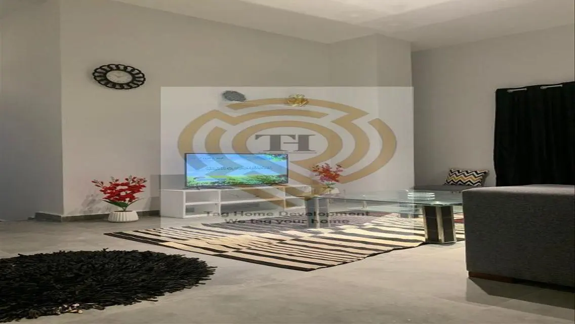 Spacious 220 sqm Apartment in the Heart of the City