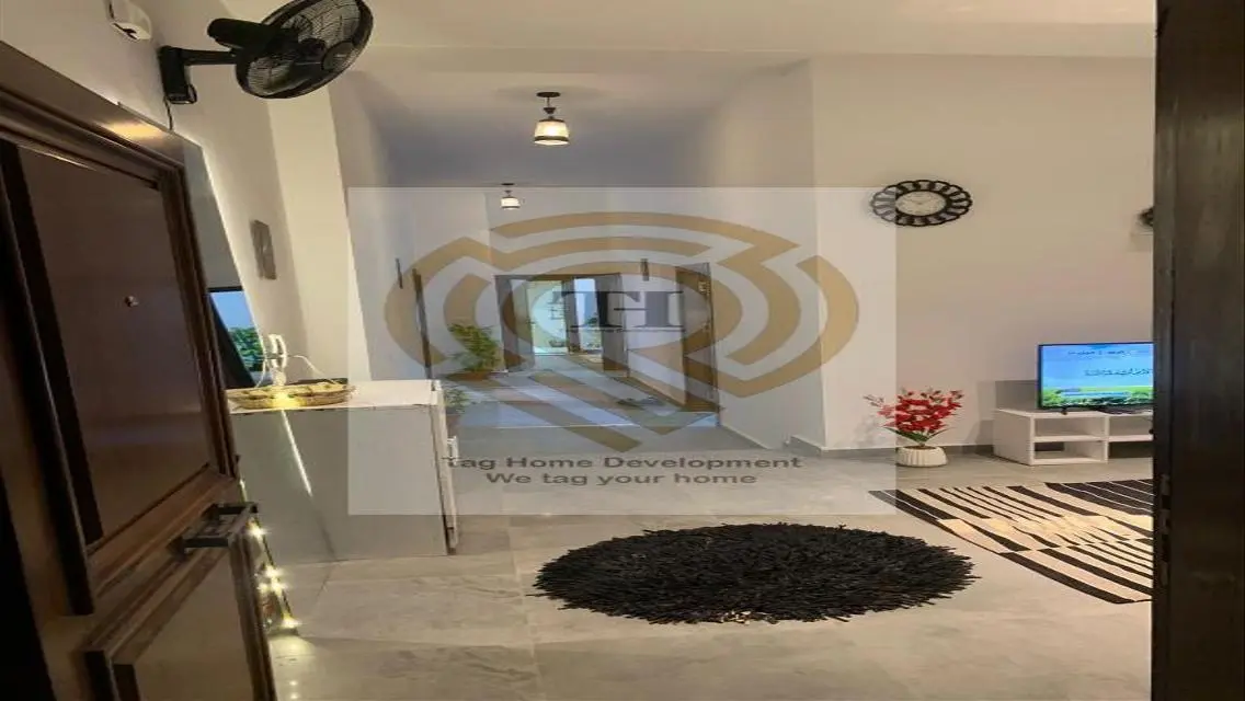 Spacious 220 sqm Apartment in the Heart of the City