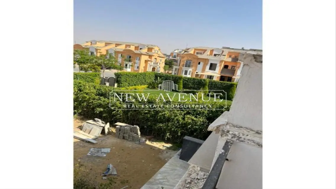 Luxurious Villa for Sale in a Tranquil Area