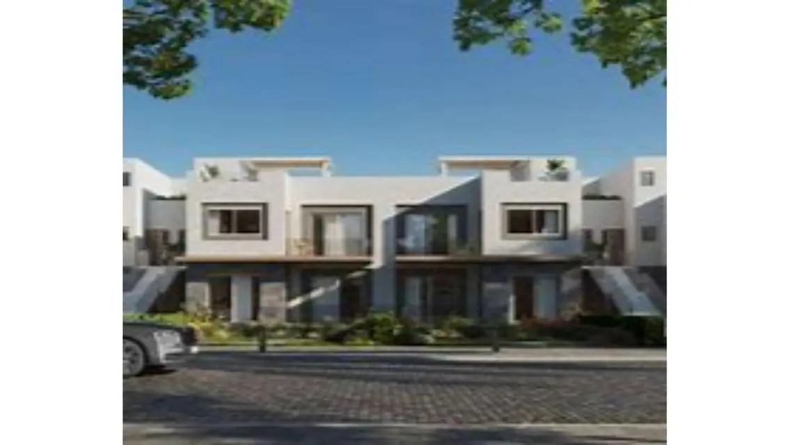 Luxurious Apartment with 2203 Square Feet, Shared Pool & Private Garden