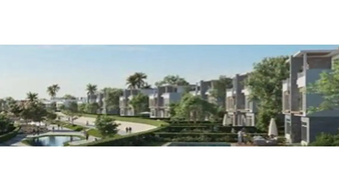 Luxurious Apartment with 2203 Square Feet, Shared Pool & Private Garden