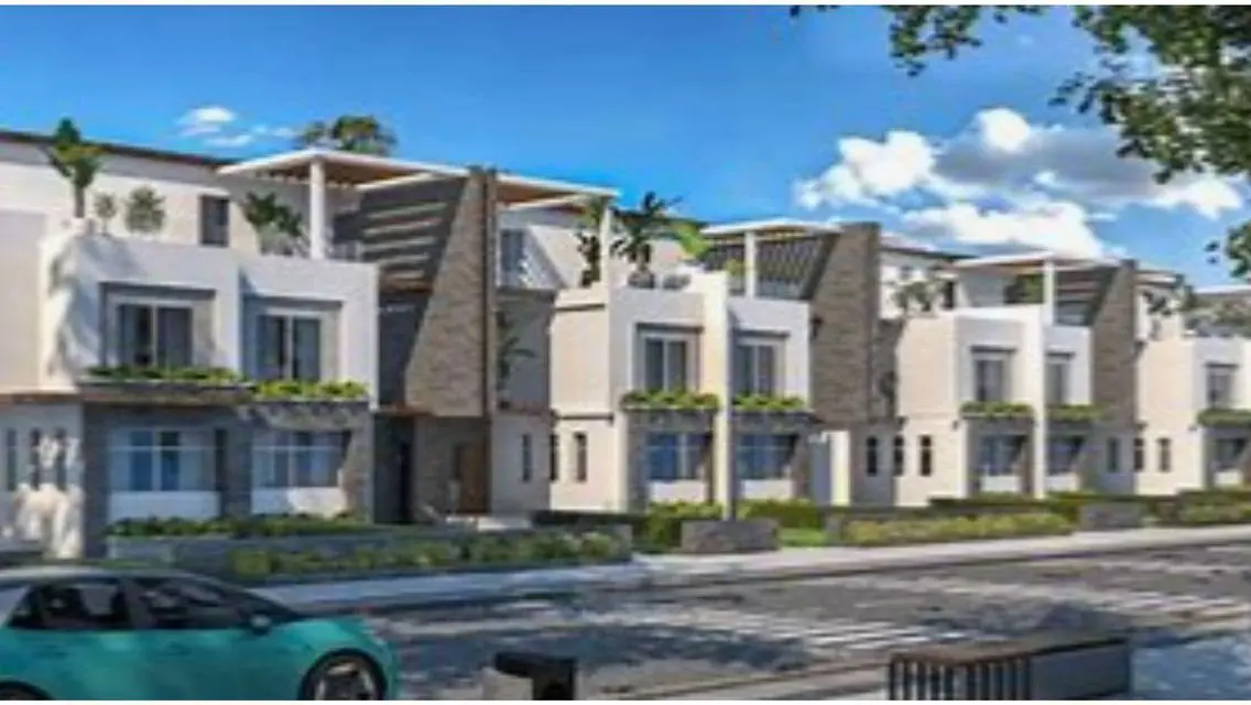Luxurious Apartment with 2203 Square Feet, Shared Pool & Private Garden