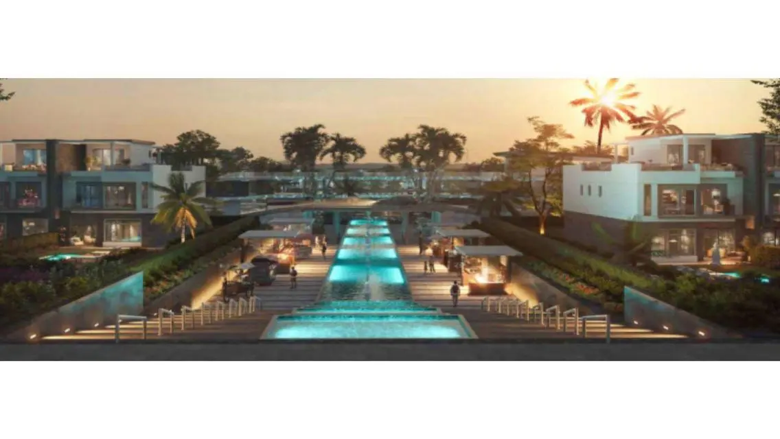 Luxurious Apartment with 2203 Square Feet, Shared Pool & Private Garden