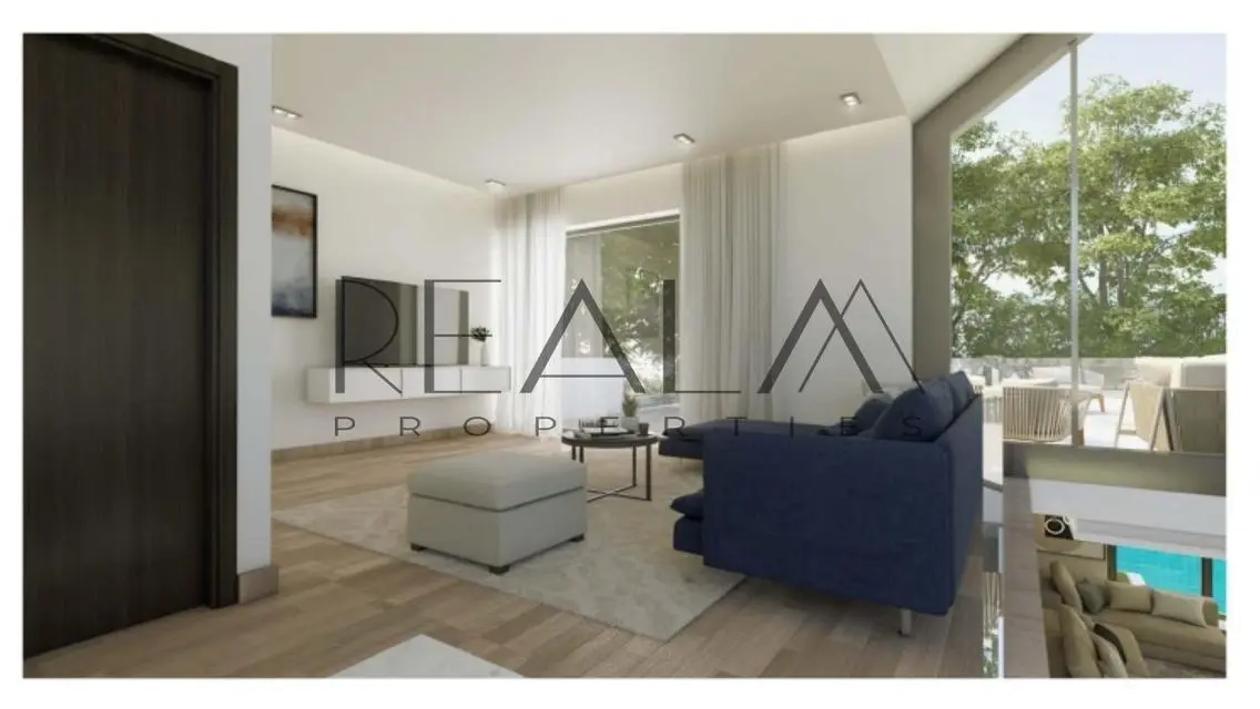 Luxurious Villa for Sale - 10 Meters of Elegance