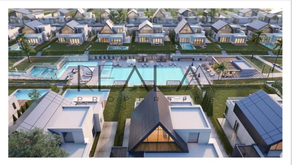 Luxurious Villa for Sale - 10 Meters of Elegance