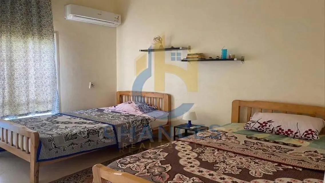 شقة فاخرة للبيع مع شرفة في القاهرة