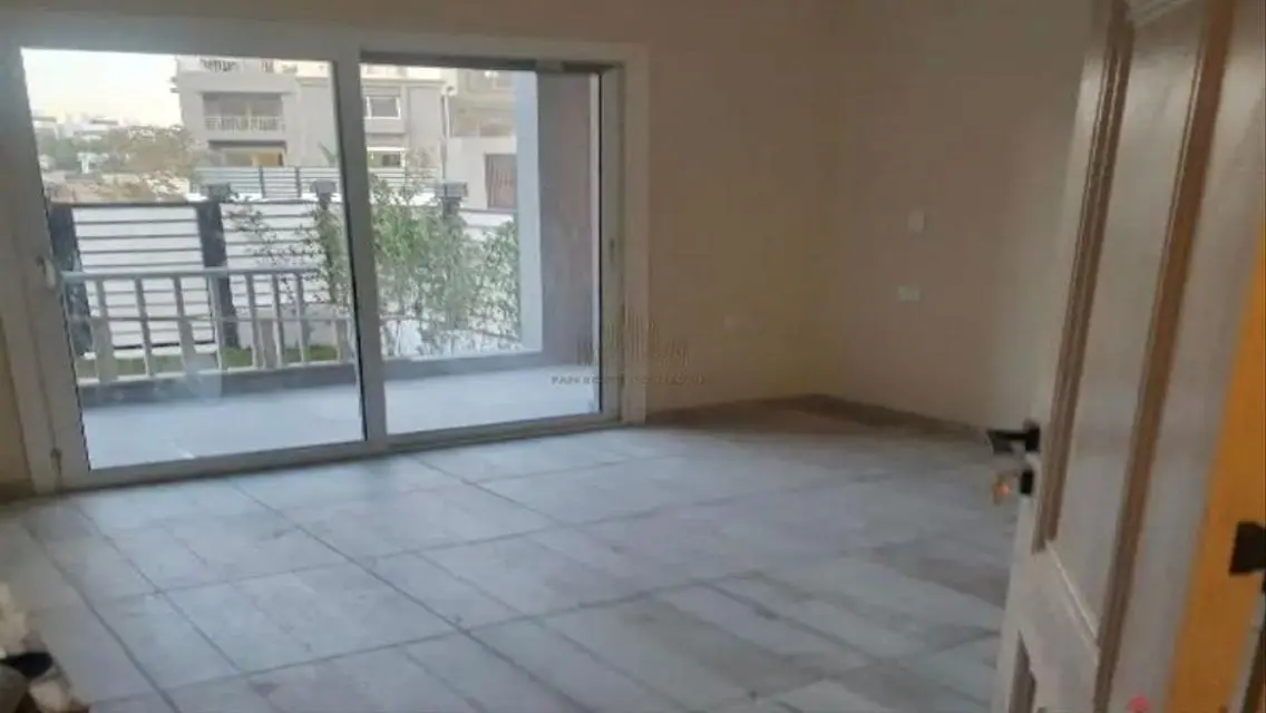Luxury Apartment with Private Garden and Security Guard for Sale