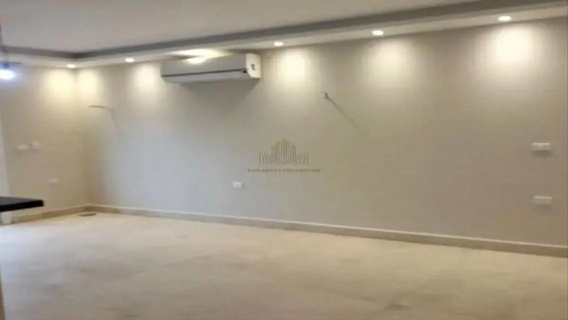 Luxury Apartment with Private Garden and Security Guard for Sale