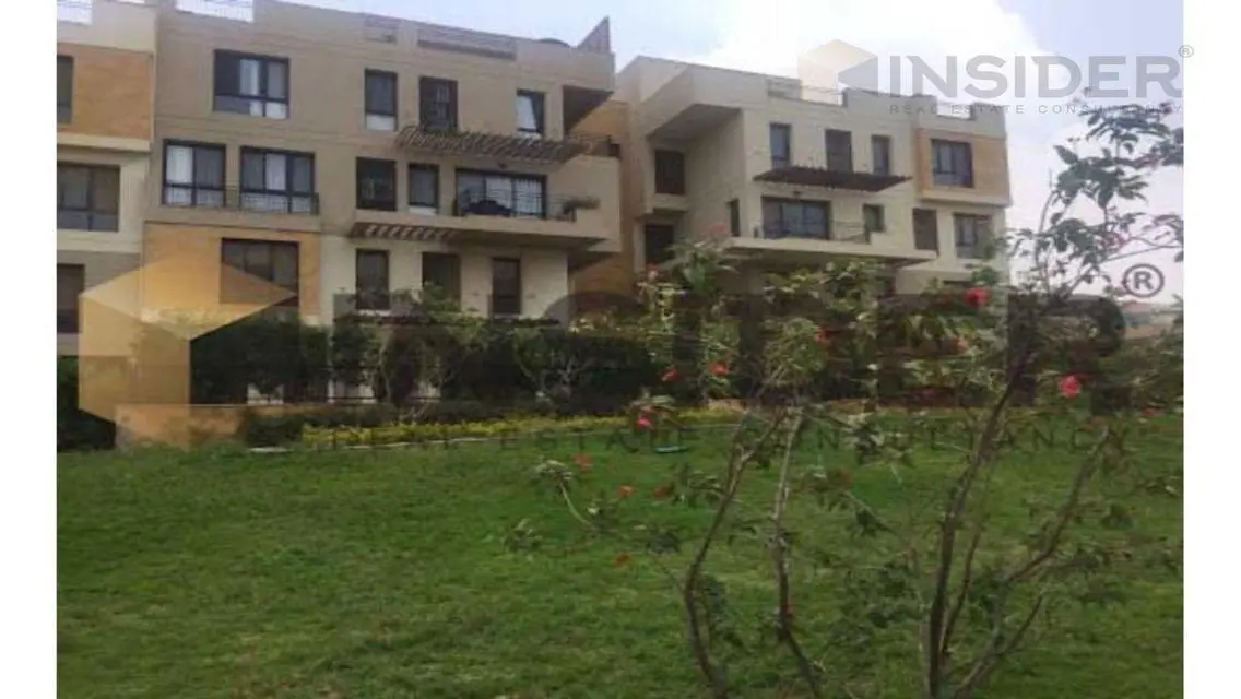 Luxury Villa with Private Garden and Pool in Prime Location