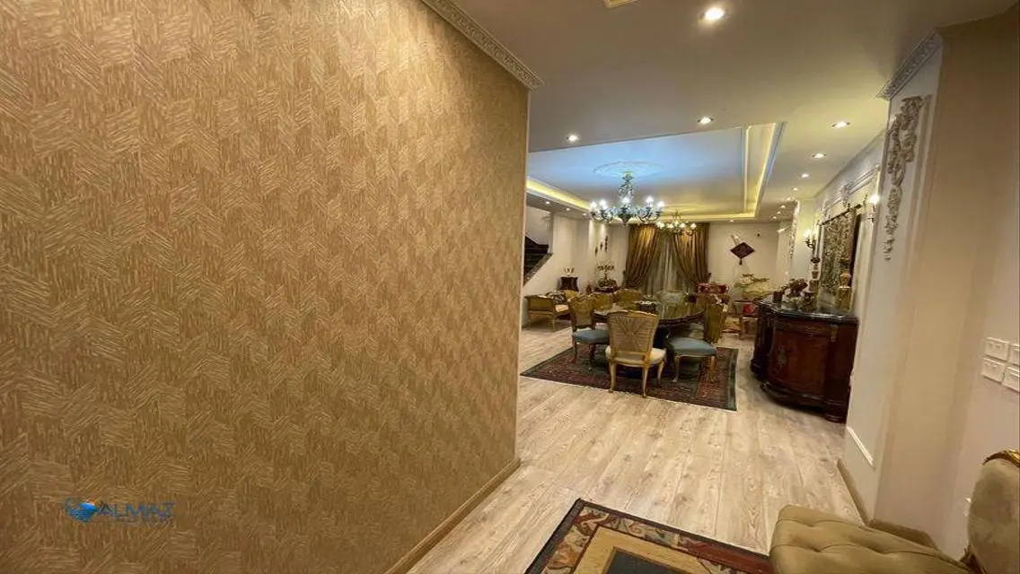 شقة مميزة في جولدن سكوير اجورا - مدينة المستقبل