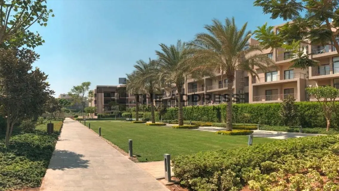 Luxury Apartment in Fifth Square by El Marasem
