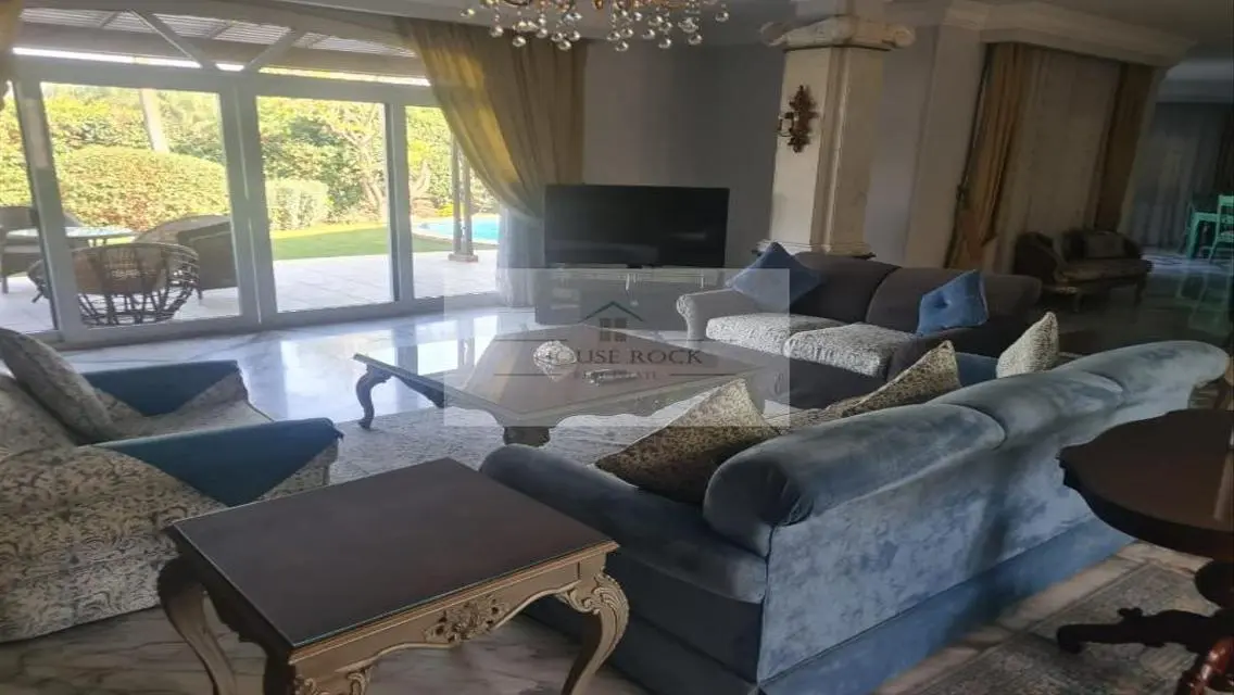 شقة فاخرة 3 غرف نوم مع خدمات مميزة