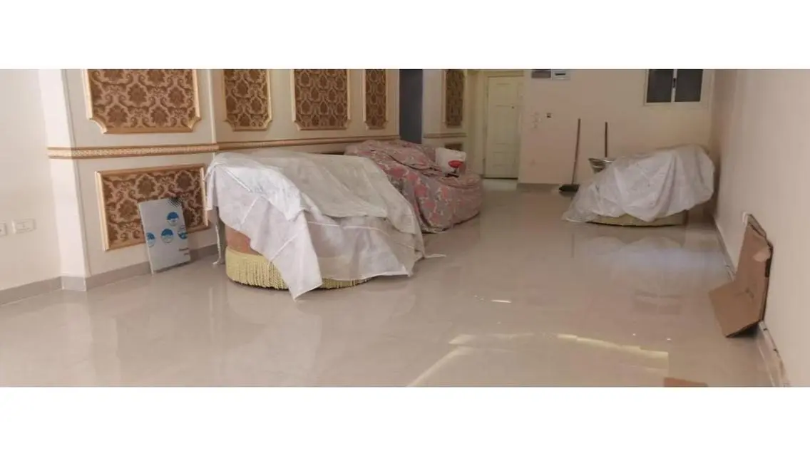 شقة فاخرة للبيع في منطقة حيوية