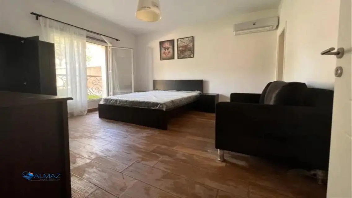 Spacious Apartment for Rent in E8513-80-1-1-37 with Great Amenities