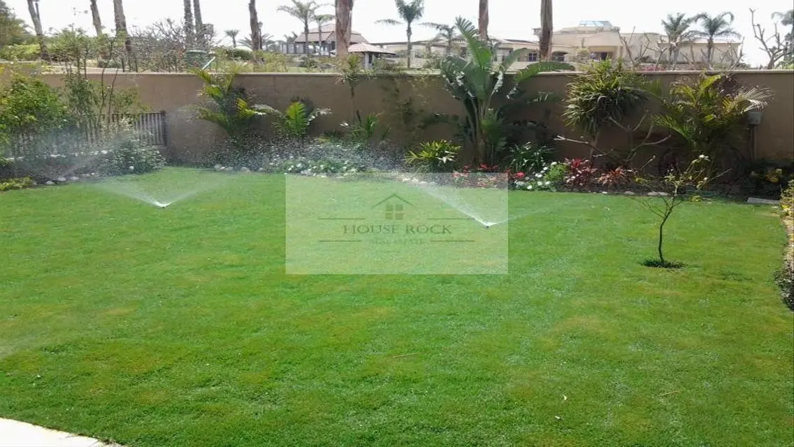 Luxury Apartment for Sale Near Gourmet Market | 165,000 EGP