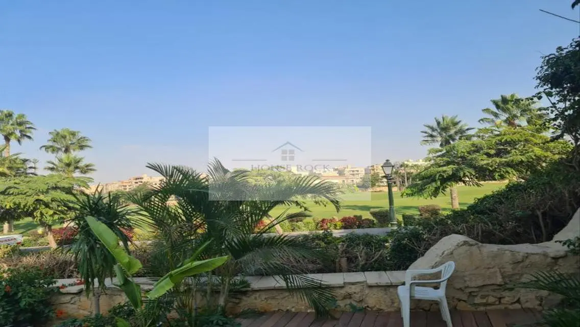 شقة فاخرة للبيع بالقرب من سوق جورميت