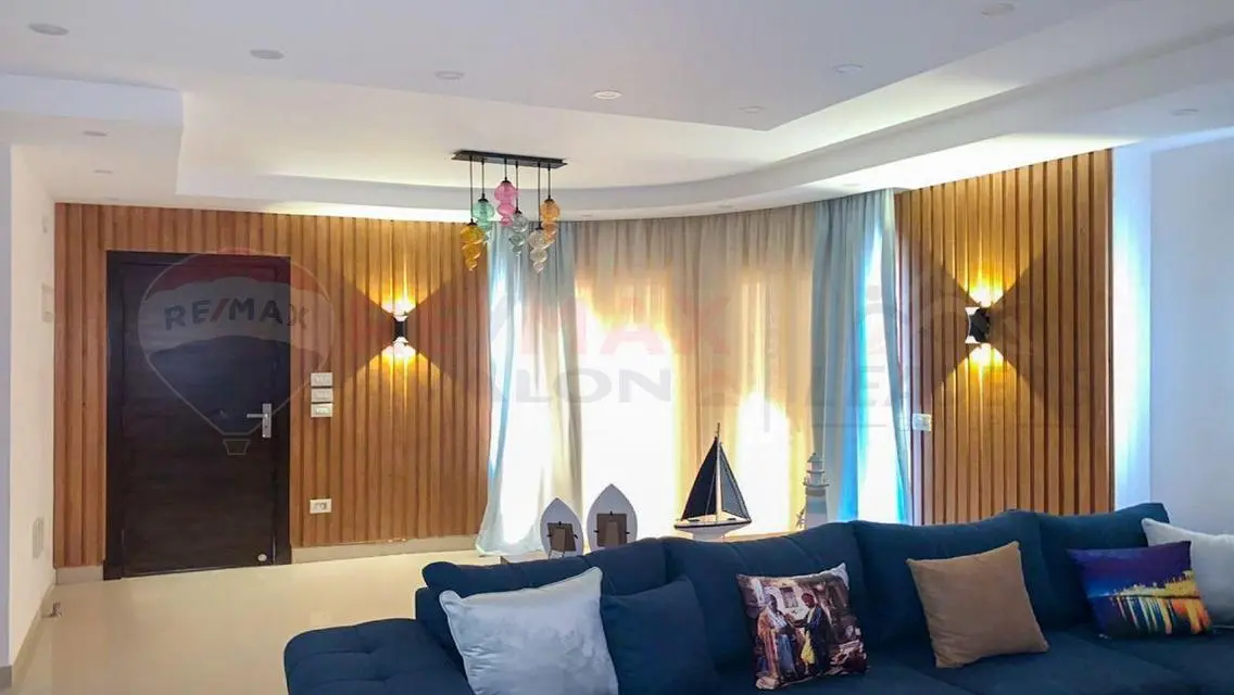 Luxury Apartment for Sale - 260 sqm in the Heart of the City