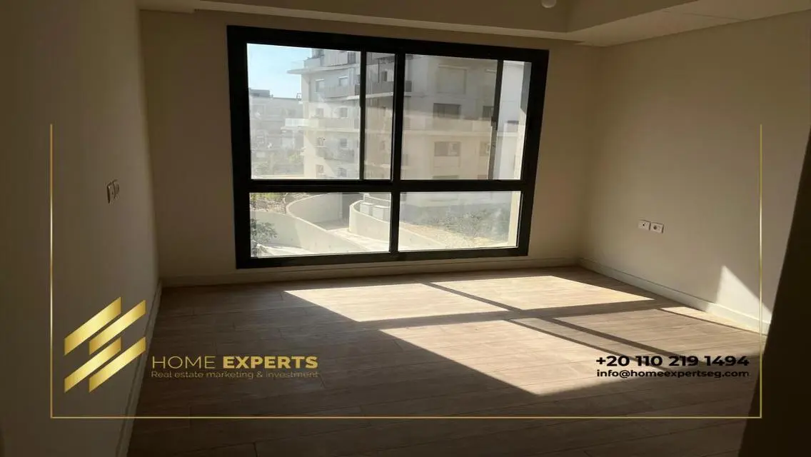 Luxury Apartment with Stunning View in Prime Location