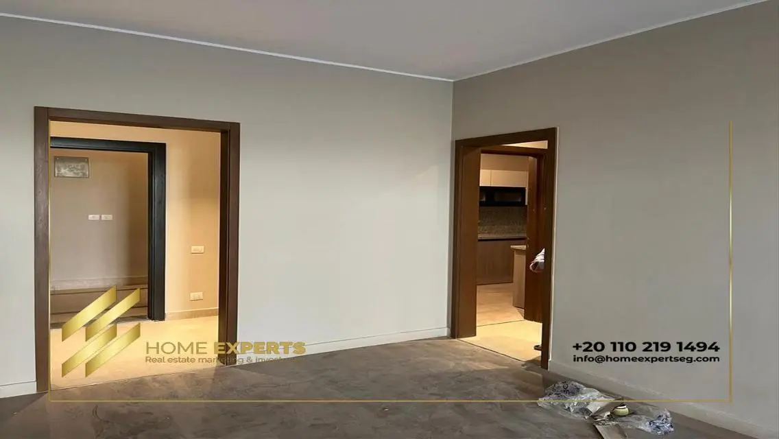 Luxury Apartment with Stunning View in Prime Location