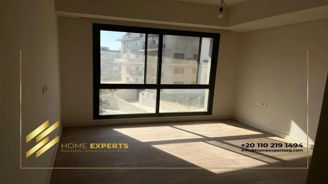 Luxury Apartment with Stunning View in Prime Location