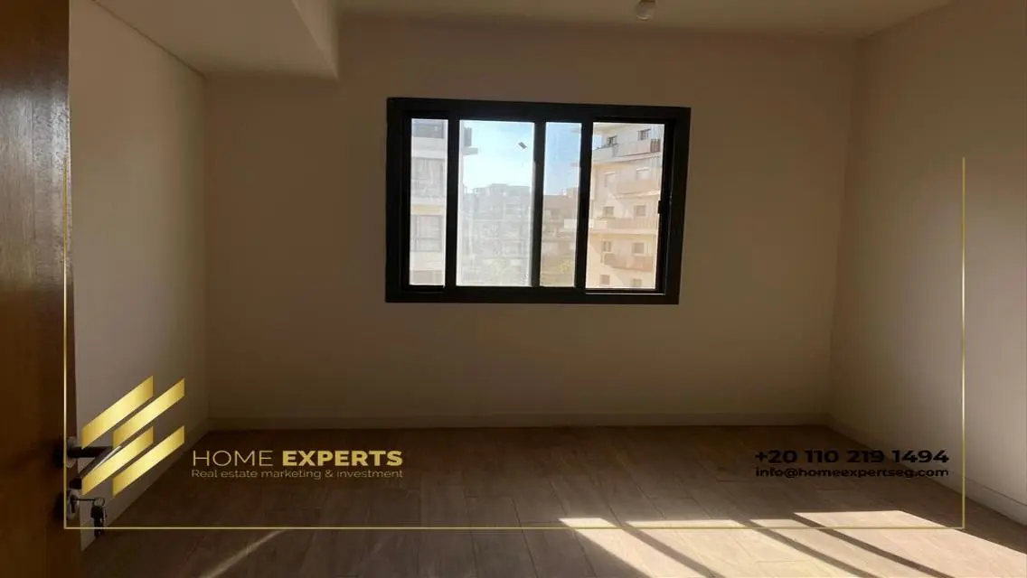 Luxury Apartment with Stunning View in Prime Location