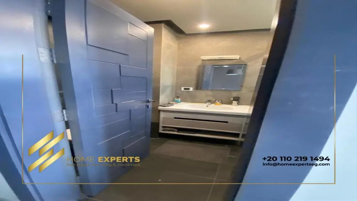 Luxury Apartment of 150 sqm in the Heart of the City