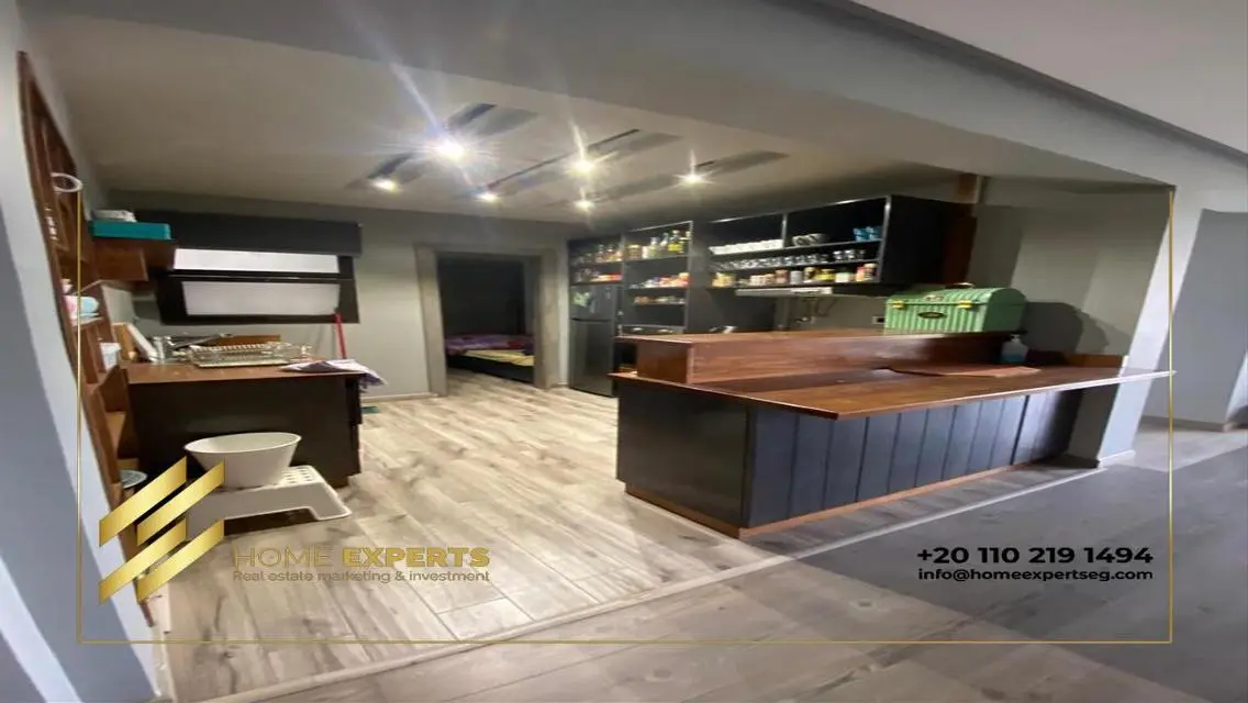 Luxury Apartment of 150 sqm in the Heart of the City