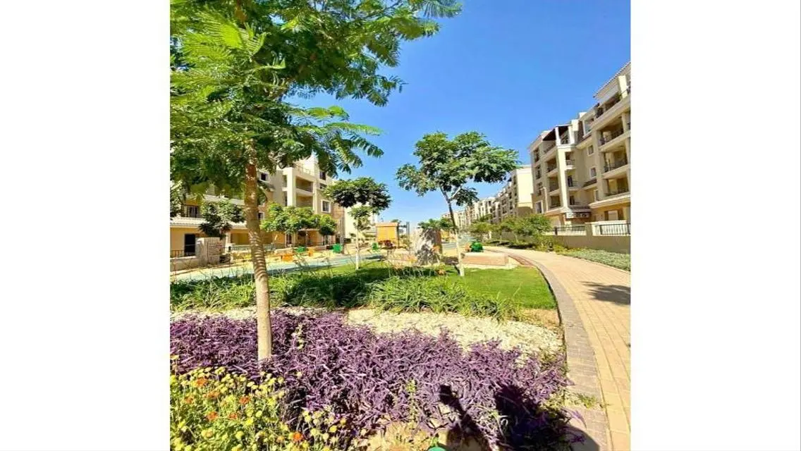 فيلا فاخرة بمساحة واسعة وإطلالات ساحرة