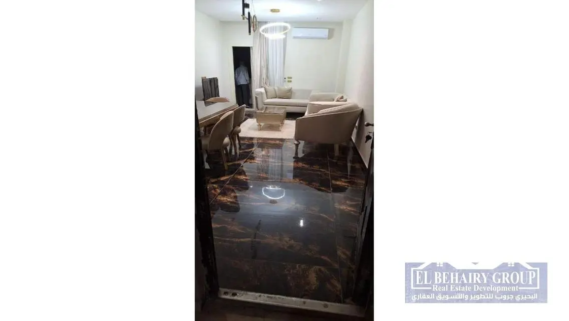 Luxury Apartment with Spacious Area and Amenities