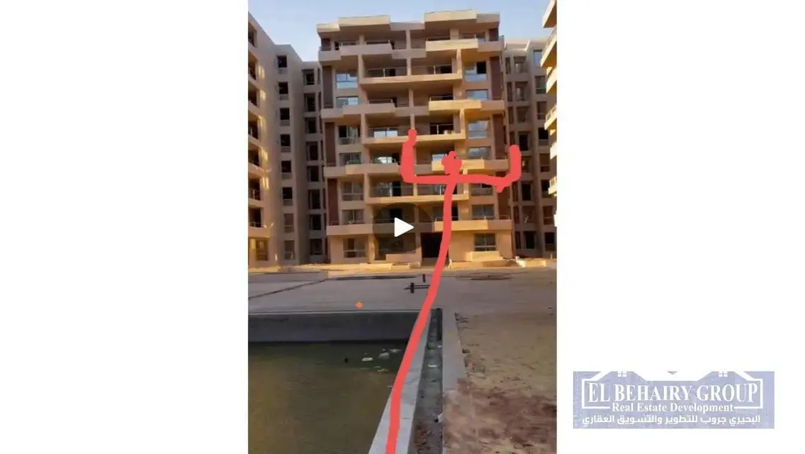 شقة فاخرة للبيع - 3 غرف نوم مع شرفة