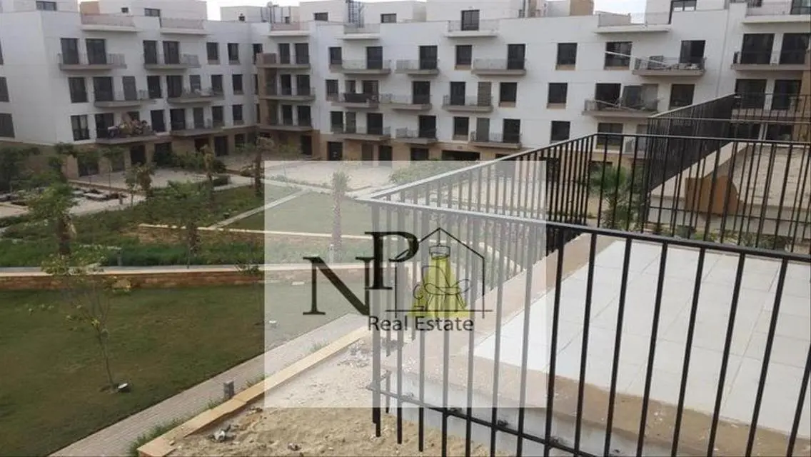 شقة مميزة للبيع 3 غرف في قلب المدينة