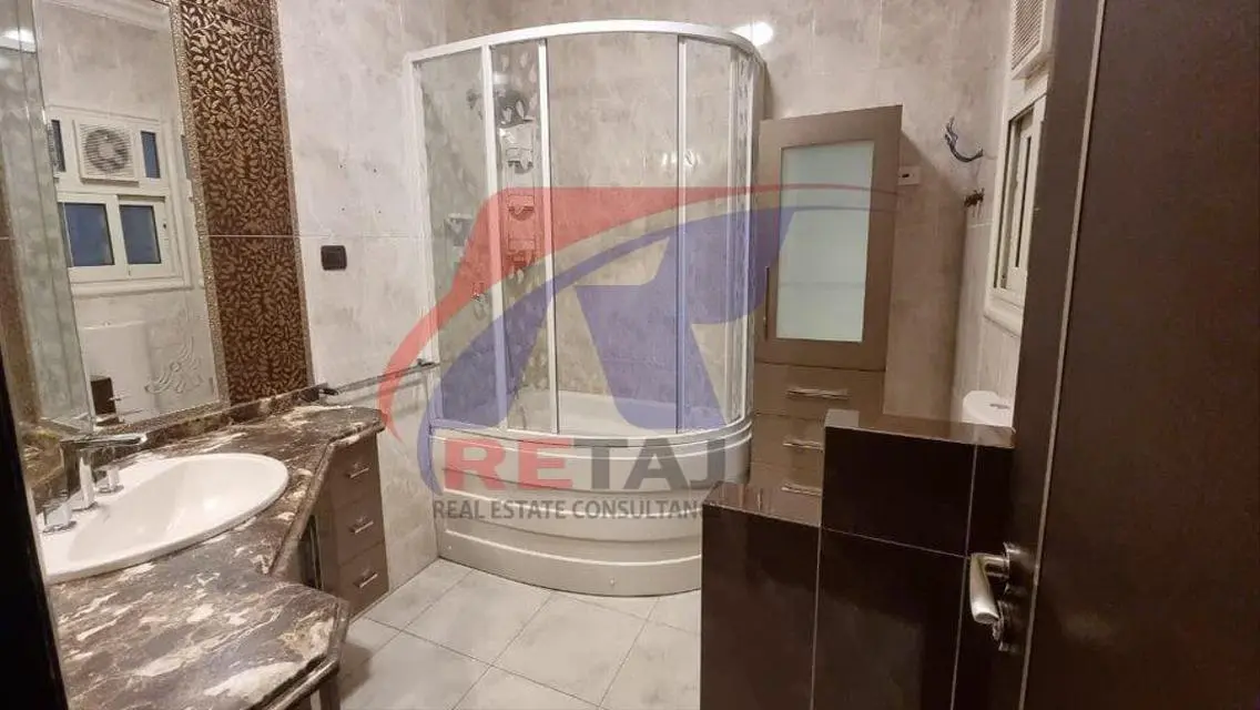 Apartment for Sale: Spacious 170 sqm with Amazing View