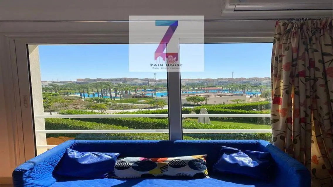 Luxury Apartment for Sale with Stunning Lake View