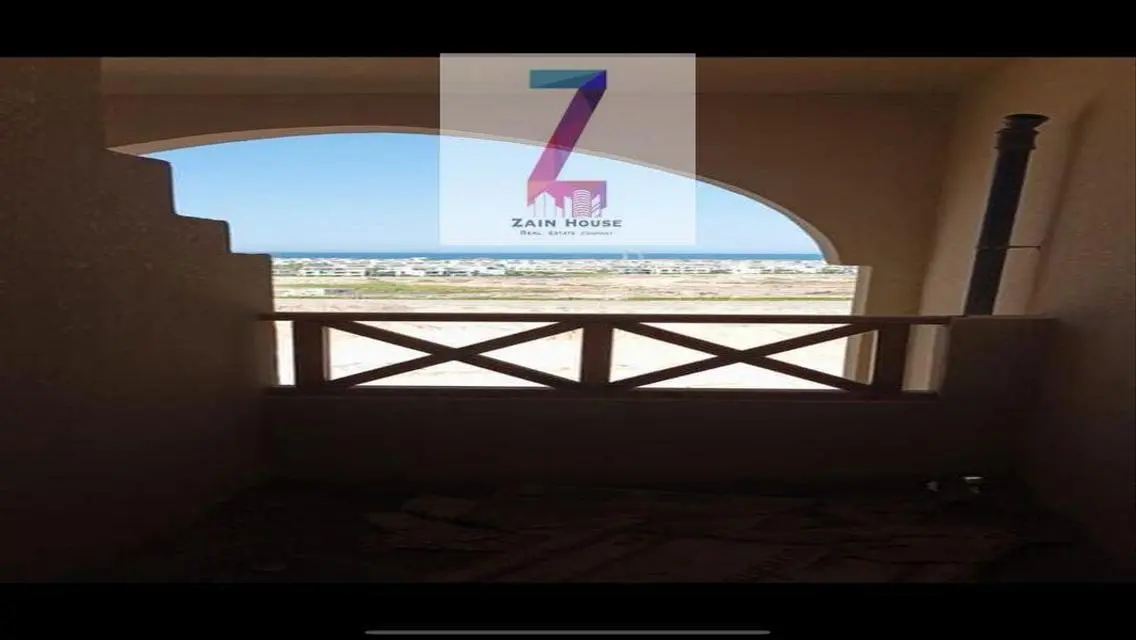 شقة رائعة ثلاث غرف نوم بمسبح مشترك