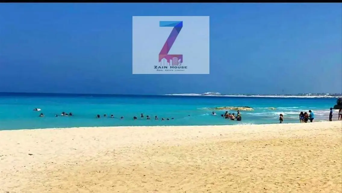 شقة رائعة ثلاث غرف نوم بمسبح مشترك