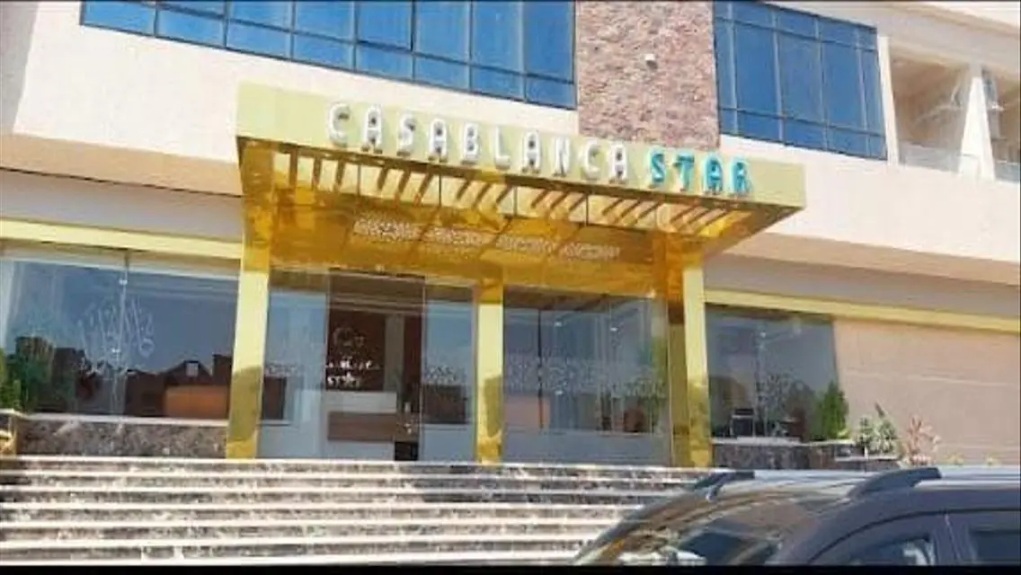 شقة مميزة بمساحة واسعة مع مرافق فاخرة