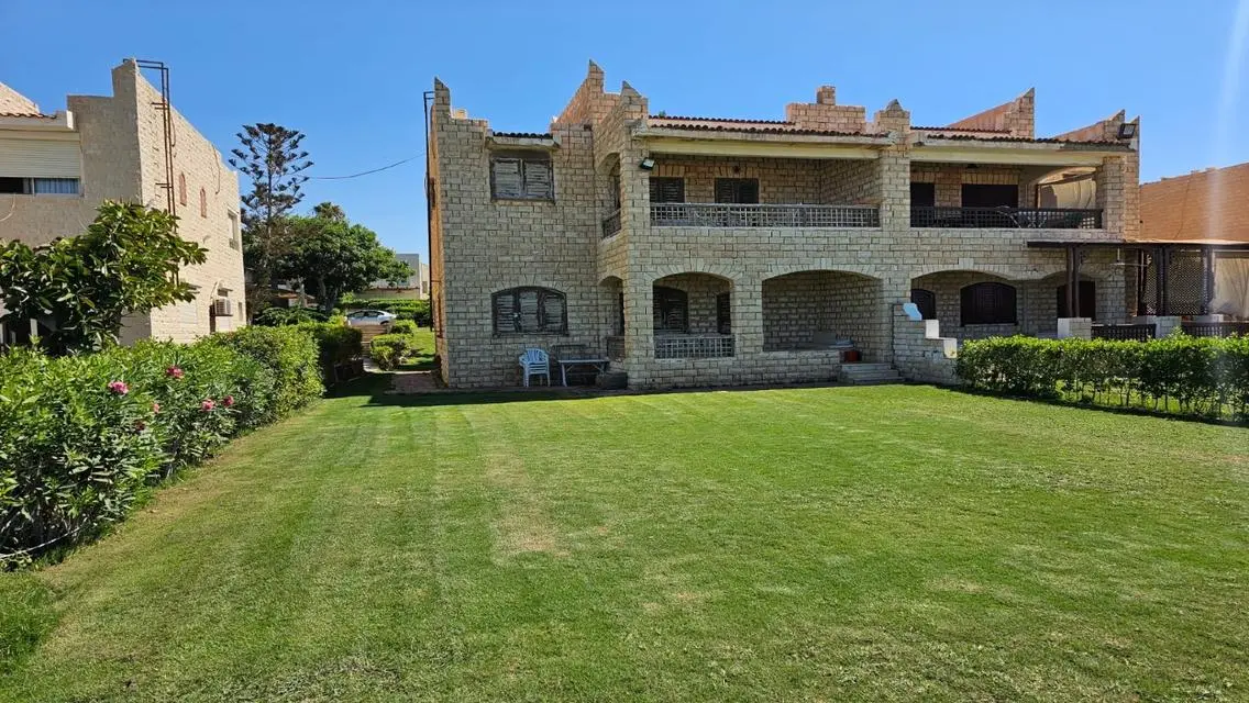 Luxury Villa for Sale with Stunning View and Spacious Layout